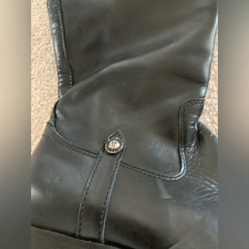 Frye Melissa Button 2 Riding Leather Knee-High Riding Boots Size 8
